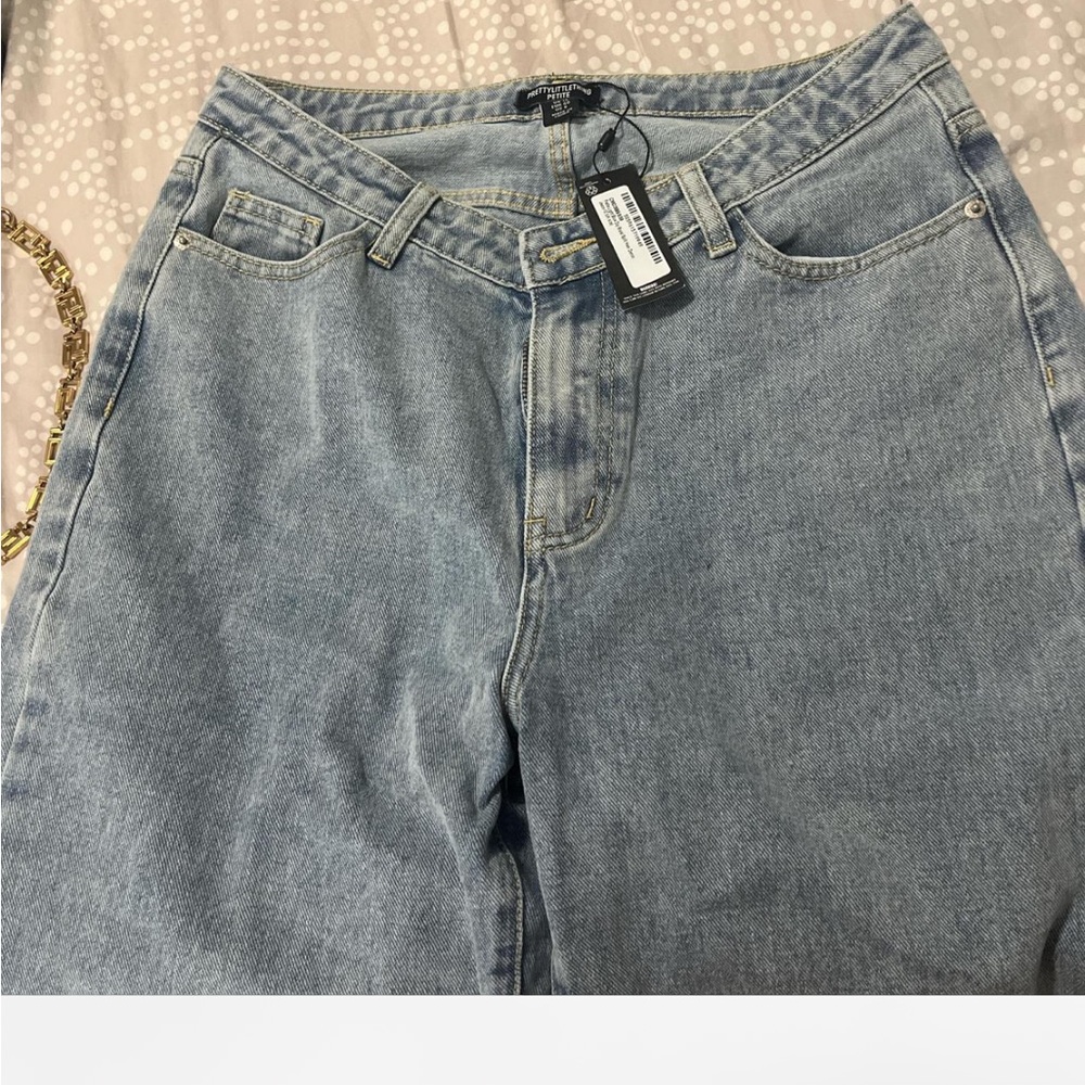 Pretty little thing long jeans with hem split